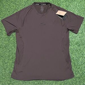 NWT Nike Men's Pro Training Dri-Fit Short-Sleeve T-Shirt SZ XL NWT HV0409-237